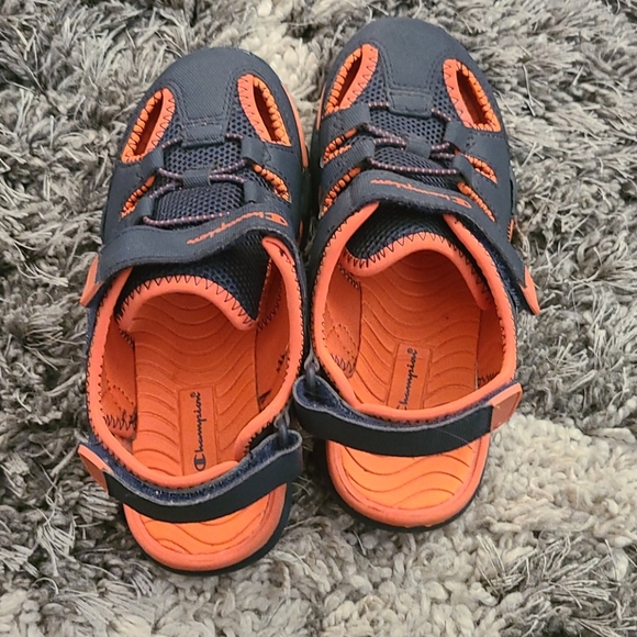 Sandals - Picture 2 of 3